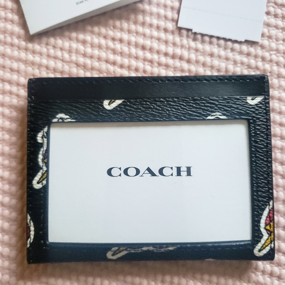 Coach Heart Print Card Case NWT Cute Gift for Mom Spring Wallet - Picture 5 of 8